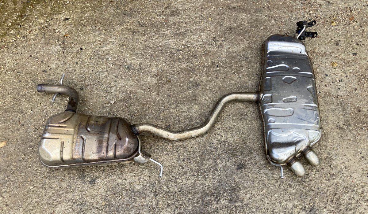 1T0253209AH 1T0253609AR Exhaust rear silencer (muffler) VW TOURAN (1T3) (2010-2015)