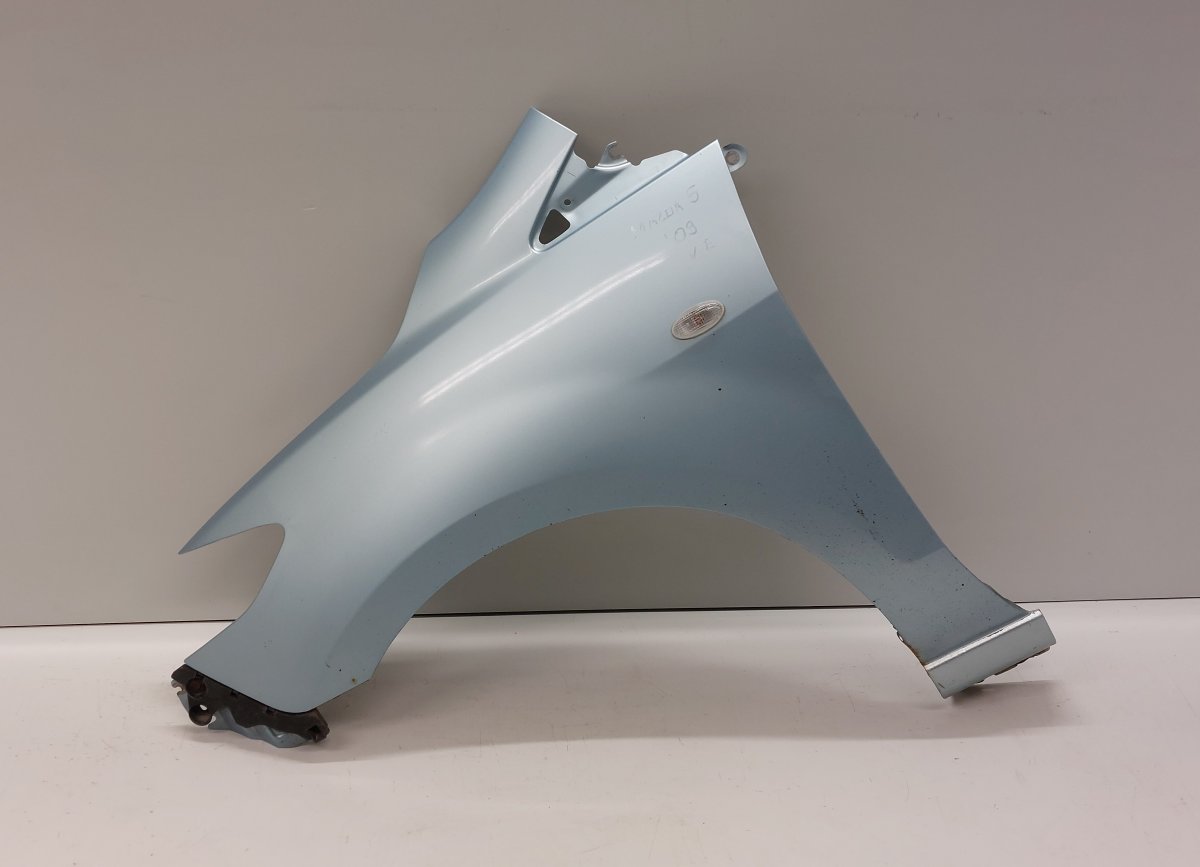 Mazda 5 (CR) Fender Front Left C235-52-211C C23552211C Fender Front Left MAZDA...