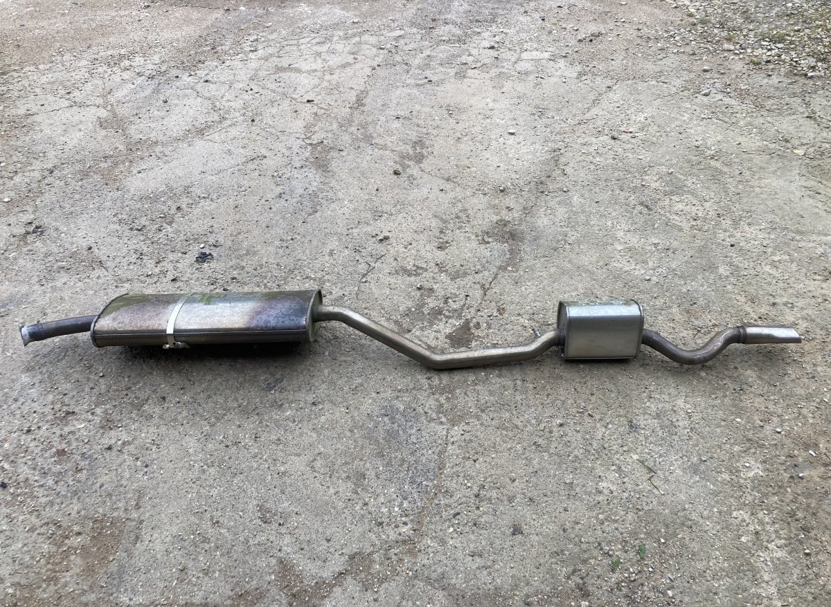 Mercedes-Benz A (W169) Exhaust rear silencer (muffler) A1694910900 SN0567 A1694910700 SM0239 Exhaust r...