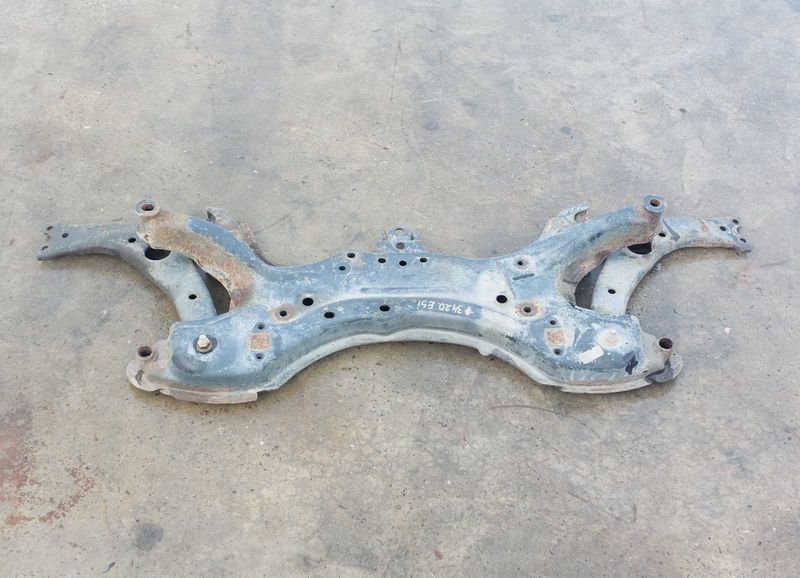 512010F021 Front Axle Beam TOYOTA COROLLA Verso II (AR10) (2004-2009)