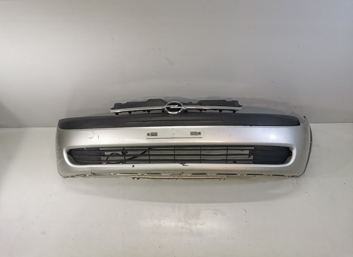 Opel Combo (C) front bumper