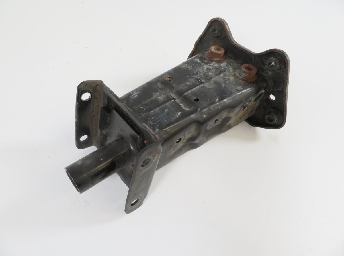 Mercedes-Benz A (W169) Front Bumper beam holder right A2216203186 Front Bumper beam holder right MERC...