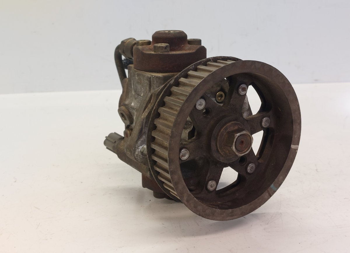 Toyota Avensis (T25) Fuel injection pump, diesel 221000-G010 294000-0101 Fuel injection pump, di...