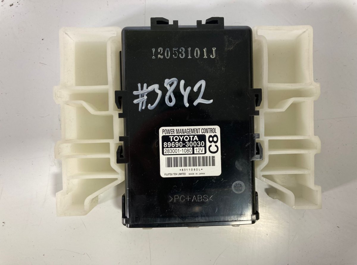 Lexus GS Control units, other 8969030030 2830011080 Control units, other LEXU...