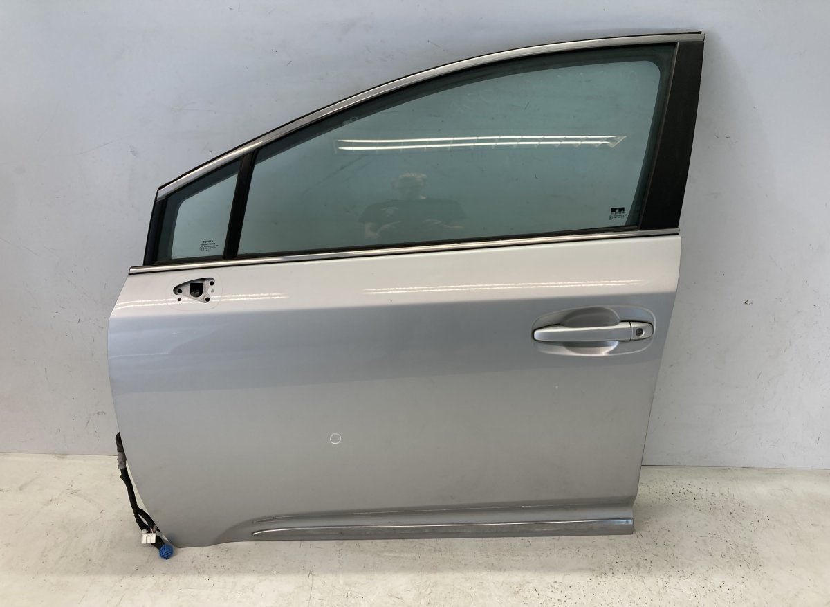 Toyota Avensis (T27) Door Front Left 6700205070 Door Front Left TOYOTA AVENSIS (T270...