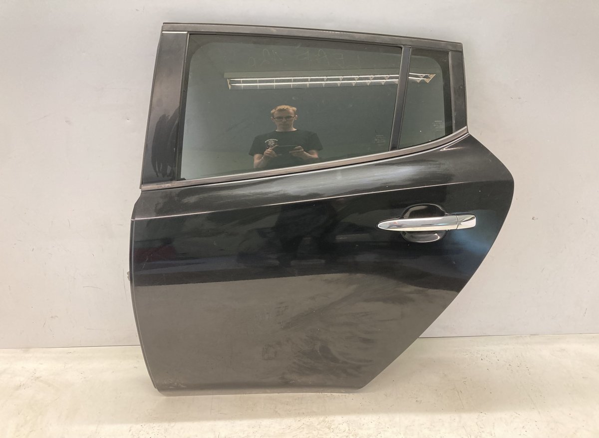 Nissan Leaf Door Rear Left H210A3NAMA Door Rear  Left NISSAN LEAF I (ZE0) ...