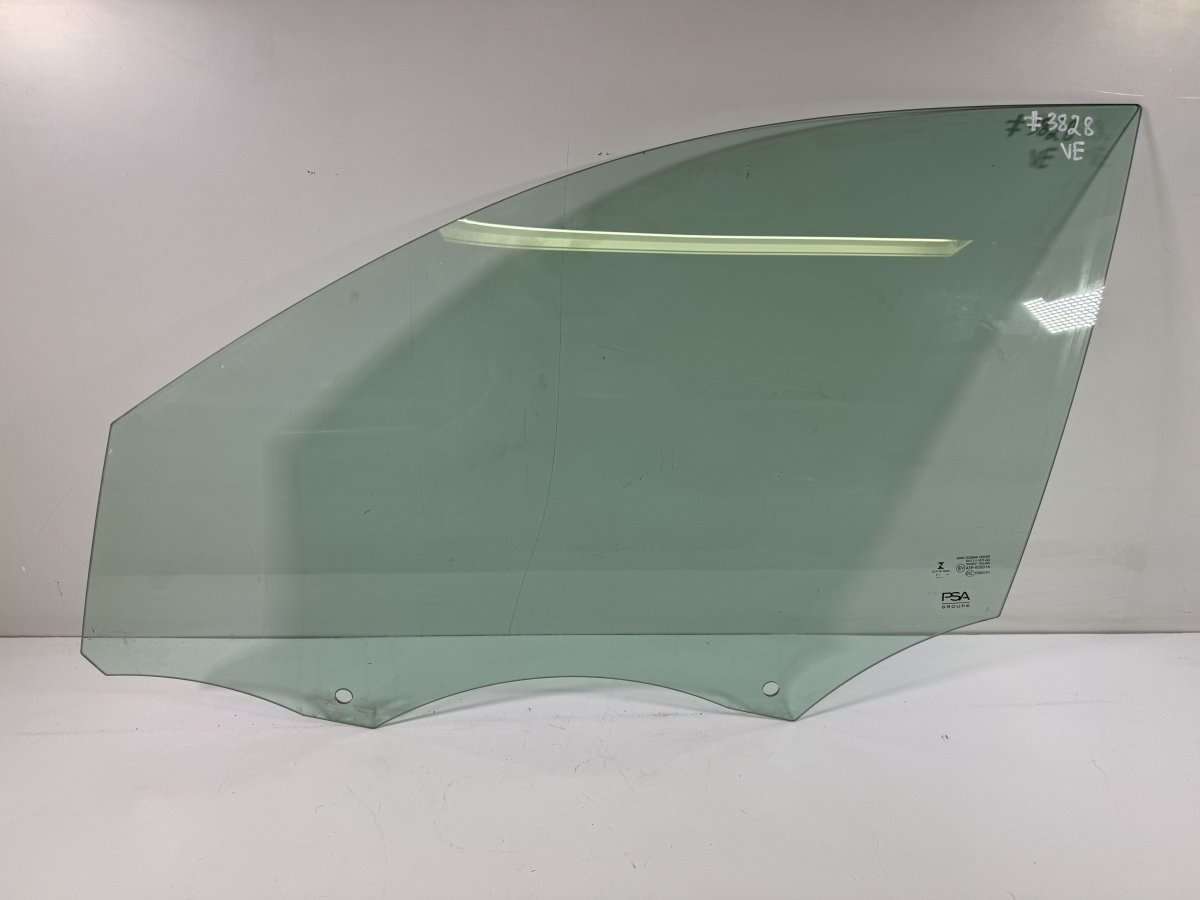 Citroen C4 Door window glass front left 9832846480 Door window glass front left CITROËN...