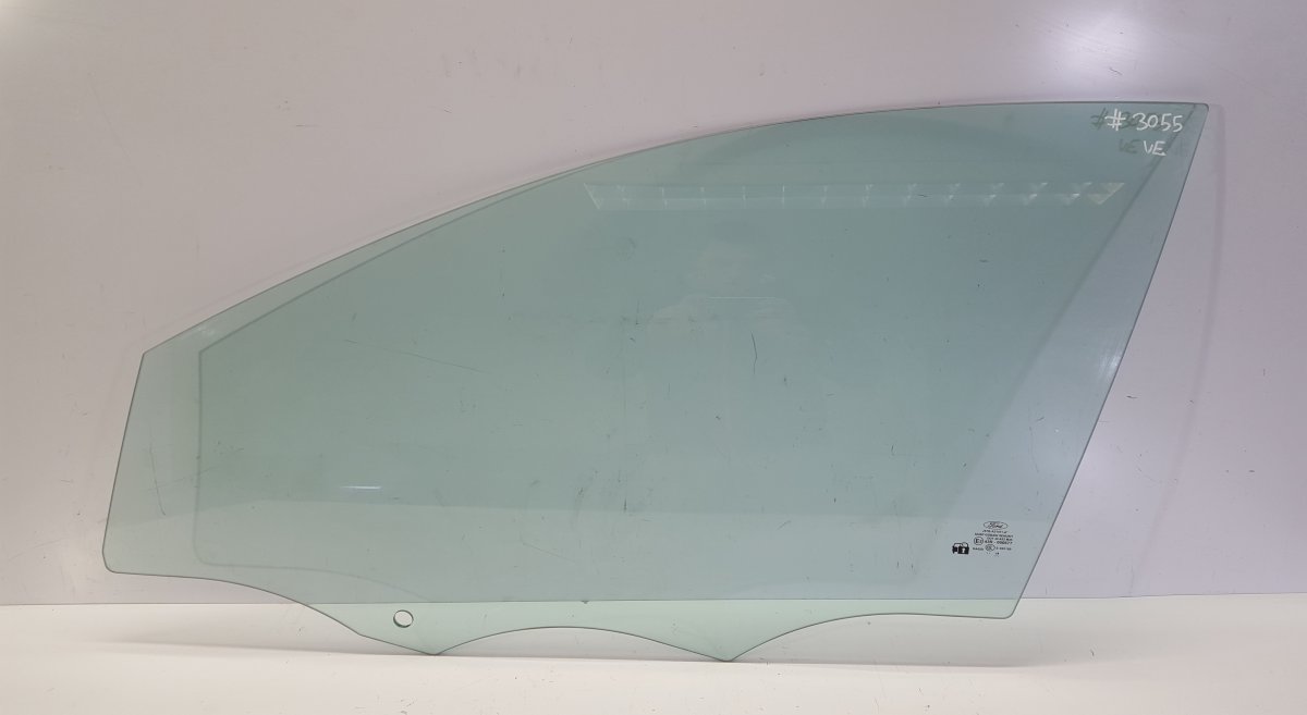 Ford Focus Door window glass front left DOT39AS2M35 Door window glass front left FORD F...