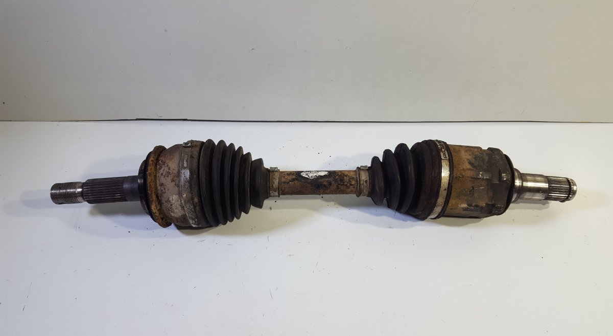 Toyota Hilux Drive Shaft Front Left Drive Shaft Front Left                         ...
