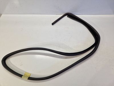 364502158 Joint de porte avant gauche MASERATI QUATTROPORTE II (03.94-)