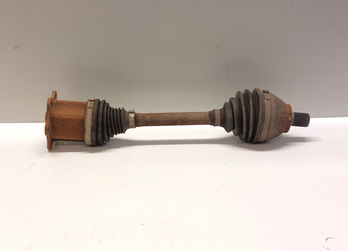 Drive Shaft Front Left Brand/Model: SKODA SUPERB
Year: 2017
Engine: 19...