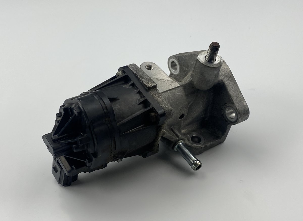 Mazda 3 (BM / BN) EGR Valve SH01K5T70874 K5T70874 EGR Valve MAZDA 3 III (BM...
