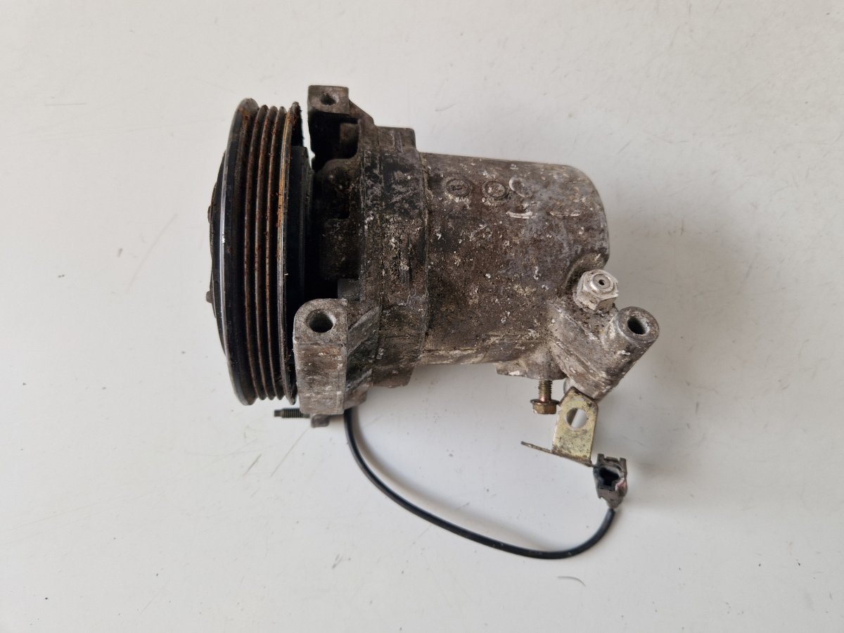 Subaru Impreza AC / aircon Compressor 73111FE030 A4201101A00002 AC / aircon Compresso...