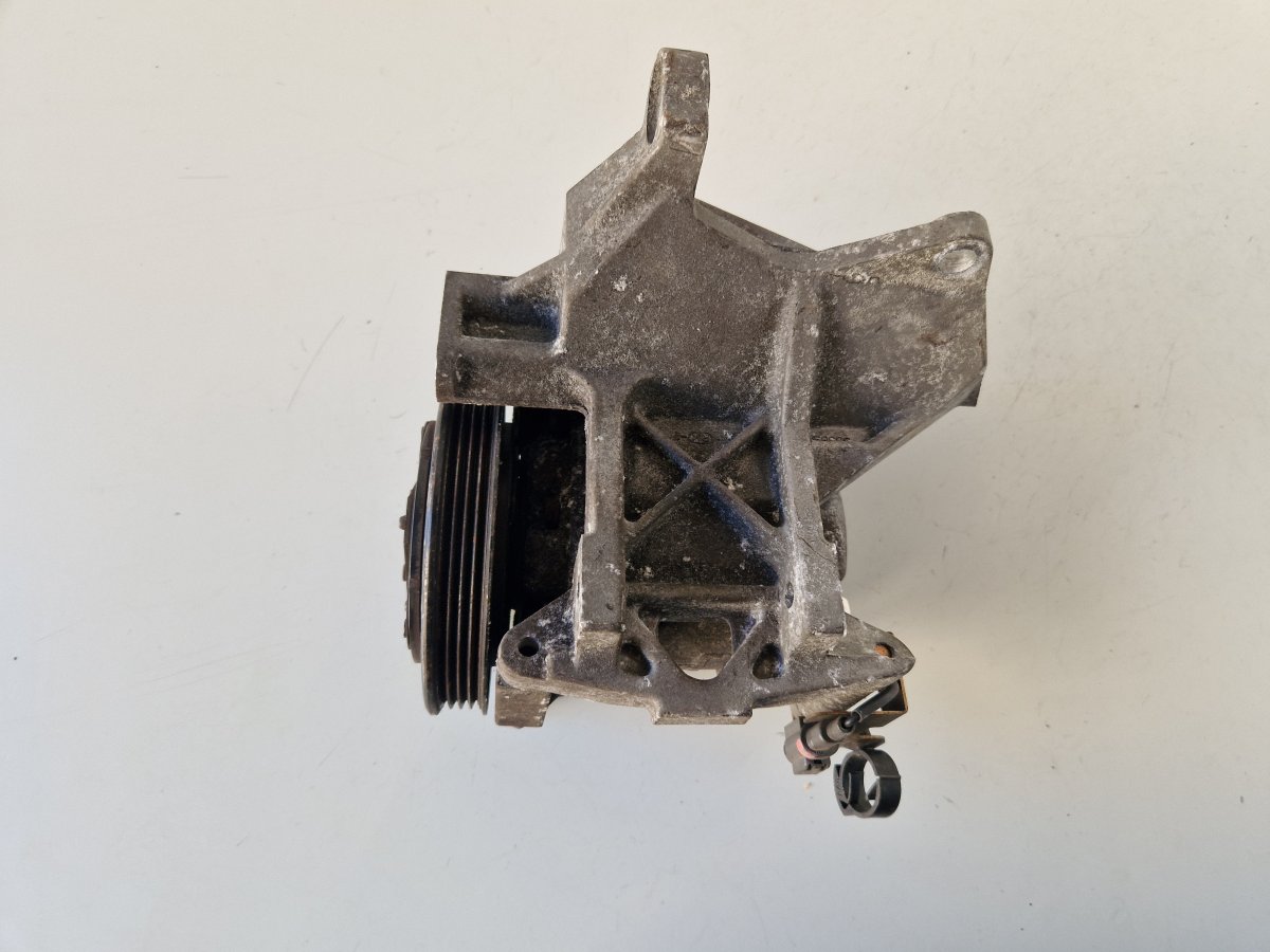 Subaru Impreza AC / aircon Compressor 73111FE030 A4201101A00002 AC / aircon Compresso...