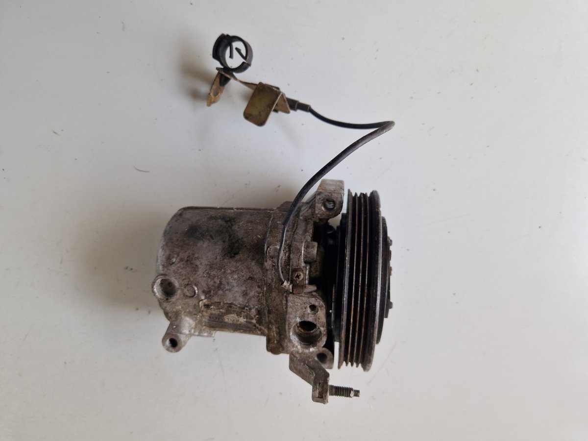 Subaru Impreza AC / aircon Compressor 73111FE030 A4201101A00003 AC / aircon Compresso...