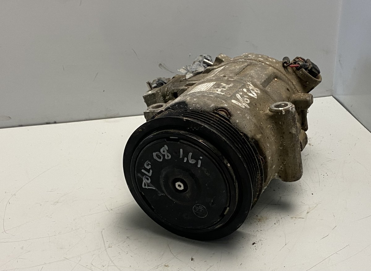 Volkswagen Polo AC / aircon Compressor 6Q0820808D 6SEU14C AC / aircon Compressor VW PO...