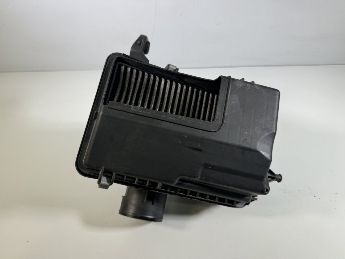 Nissan Qashqai (J11) Air Cleaner (filter box) 165004ED0A Air Cleaner (filter box) NISSAN QASH...