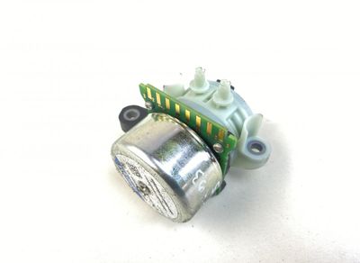 9373513013 AdBlue Pump BMW 5 (G30, G31) (2016-2024)