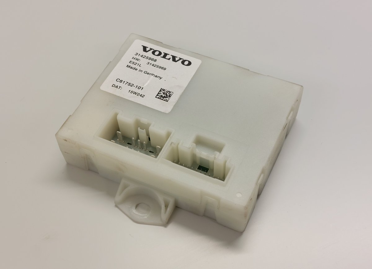 Volvo XC60 Bootlid / tailgate control unit 31425968 31425969 C61752-101 Bootlid / tailgate...