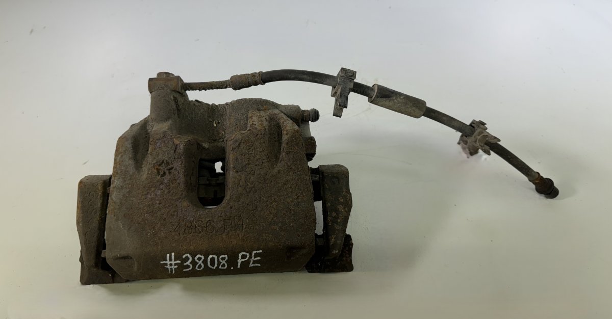 Jeep Grand Cherokee (WK) Brake caliper Front right 68138842AA Brake caliper Front  right JEEP GRAN...