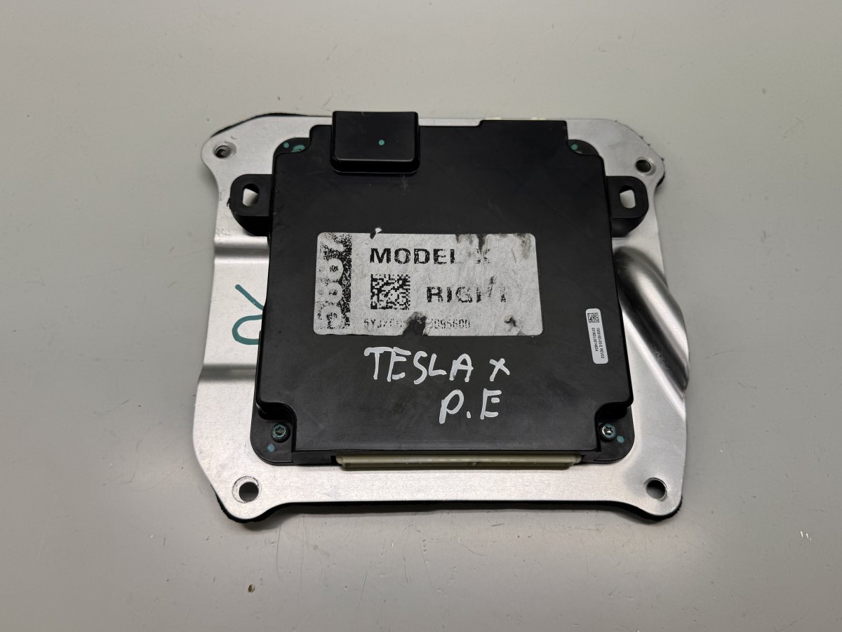 Tesla Model X Door control unit front right 105018300E Door control unit front right TESLA ...