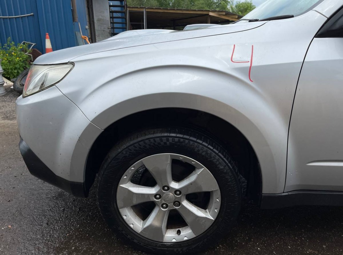 Subaru Forester Fender Front Left