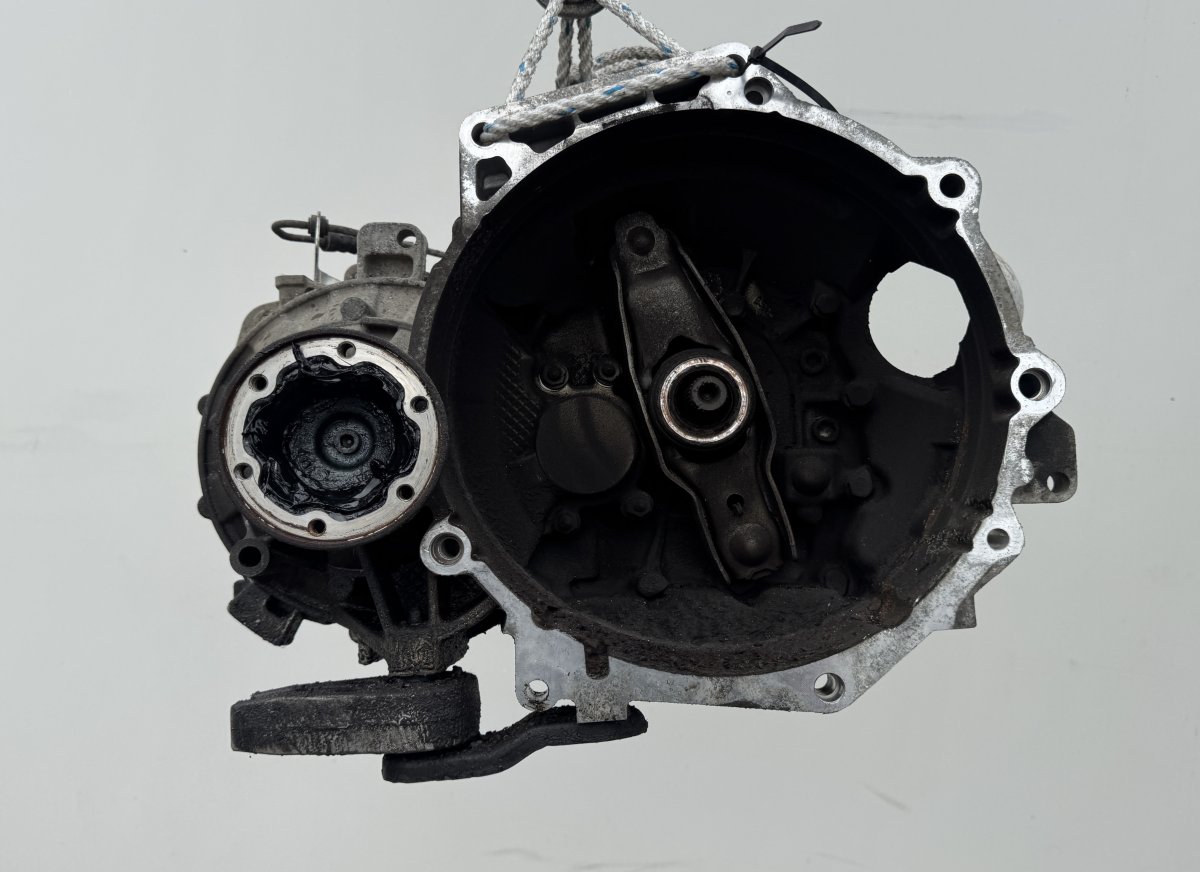 Volkswagen Golf 5 Gearbox LHW Gearbox VW GOLF V (1K) (2003-2009)

Part co...