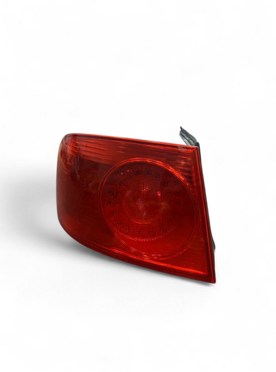 Volkswagen Phaeton tail light left 3D0945095D 3D0945093A 3D0945094A Tail light lef...