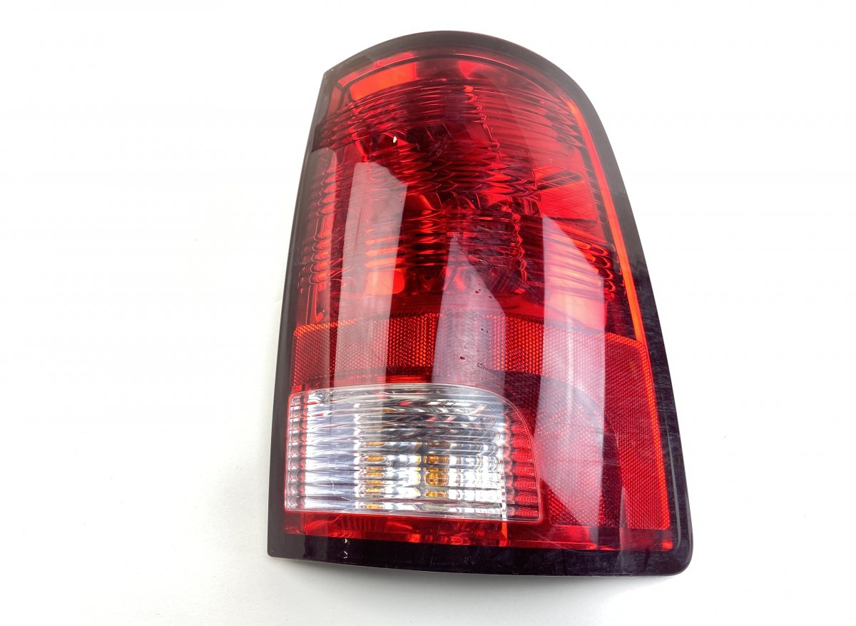 Dodge Ram Tail light, right 55277414AF Tail light, right RAM RAM 1500 2500 ...