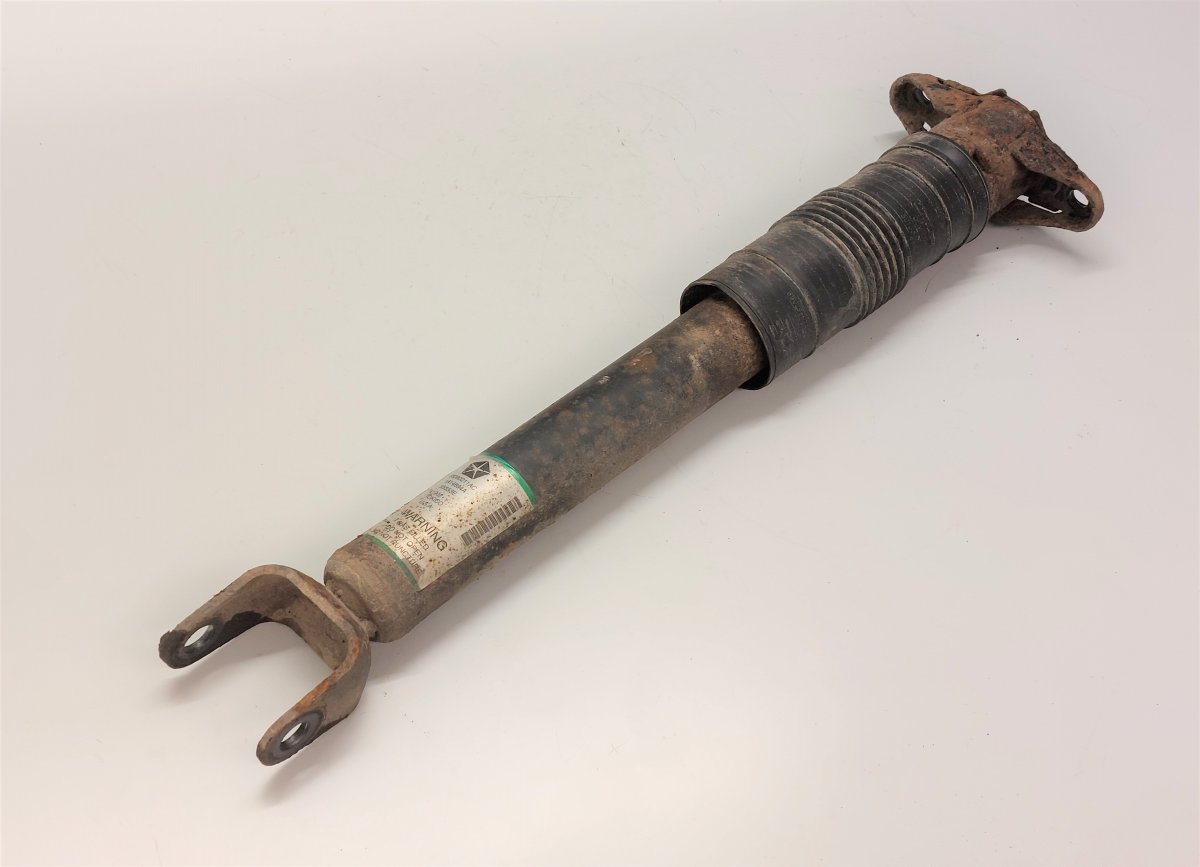 Jeep Grand Cherokee (WK) Shock Absorber Rear Right 68080211AC Shock Absorber Rear Right JEEP GRAND...