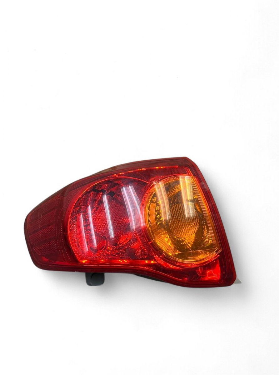 Toyota Corolla takavalo (vasen) 8156102410 Tail light left TOYOTA COROLLA X (E1...