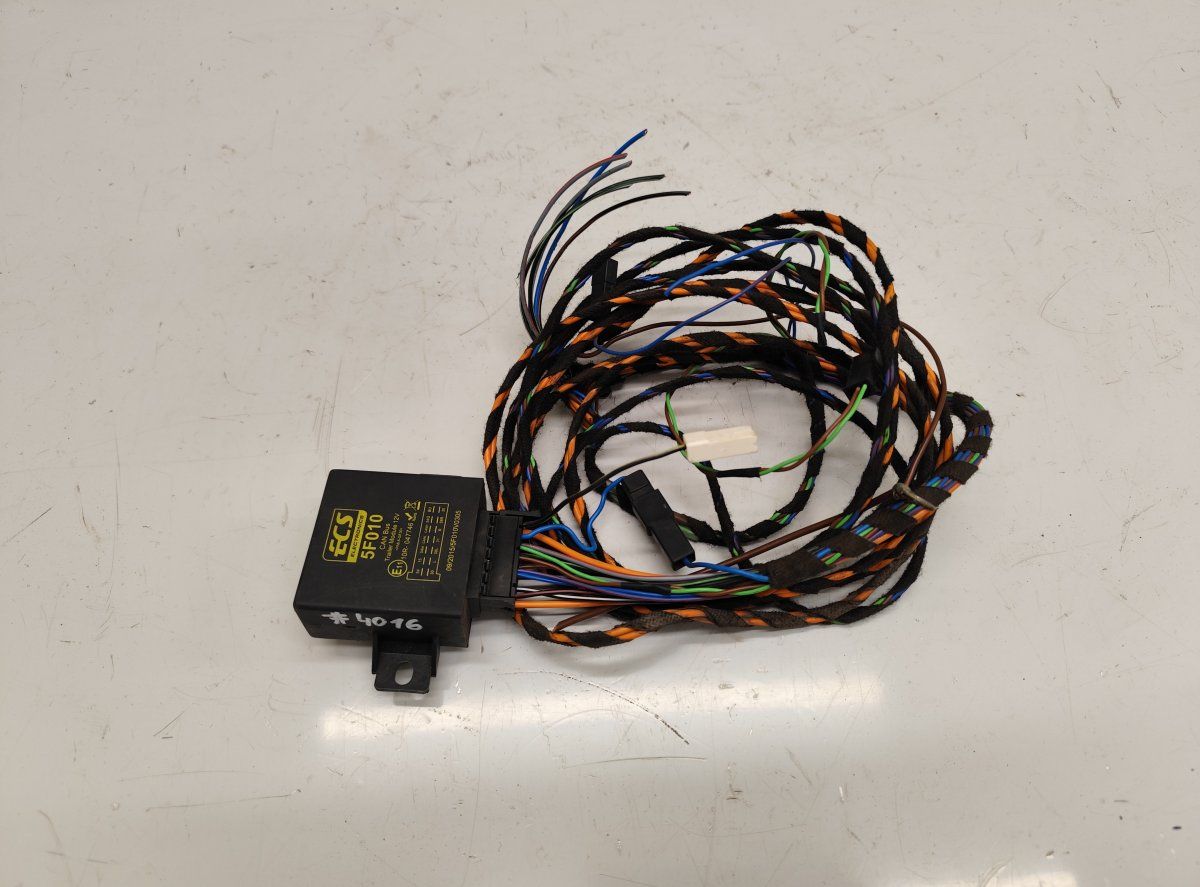 5F010 10R047746 Towbar control unit VW TRANSPORTER T6 / MULTIVAN (SG, SF) (2015-)