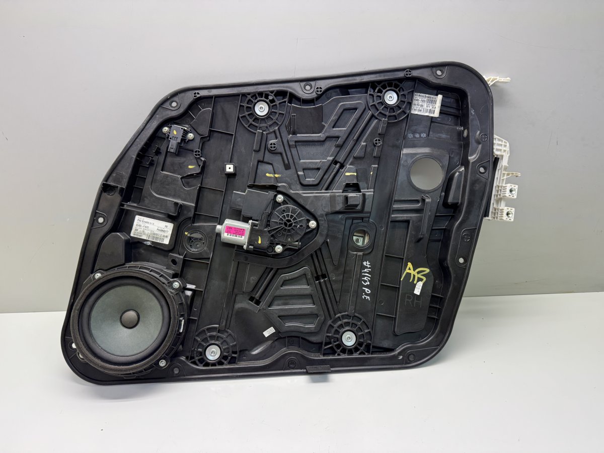 Kia Sportage Window Regulator mechanism front right 82480F1670 Window Regulator mechanism front rig...