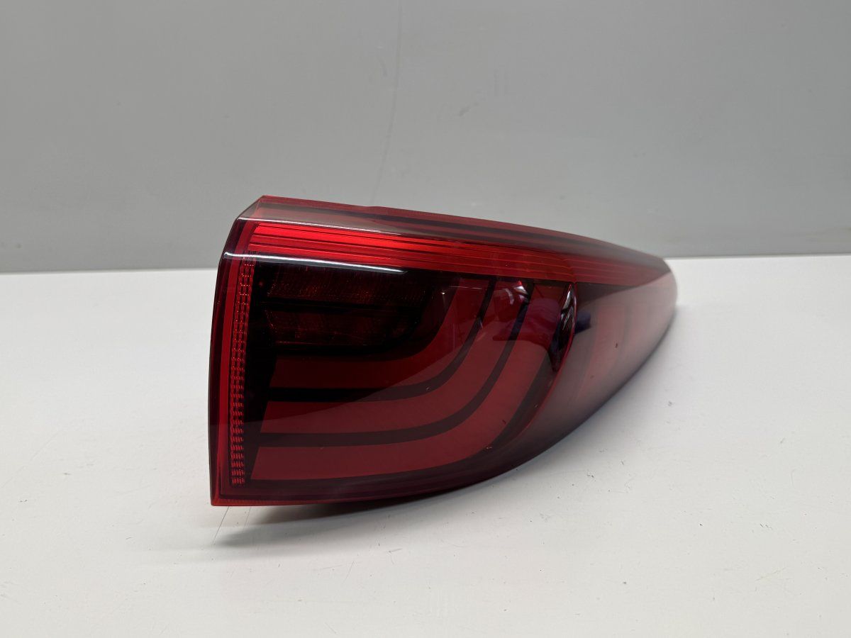 92402F1100 Tail light, right KIA SPORTAGE IV (QL) (2015-2021)