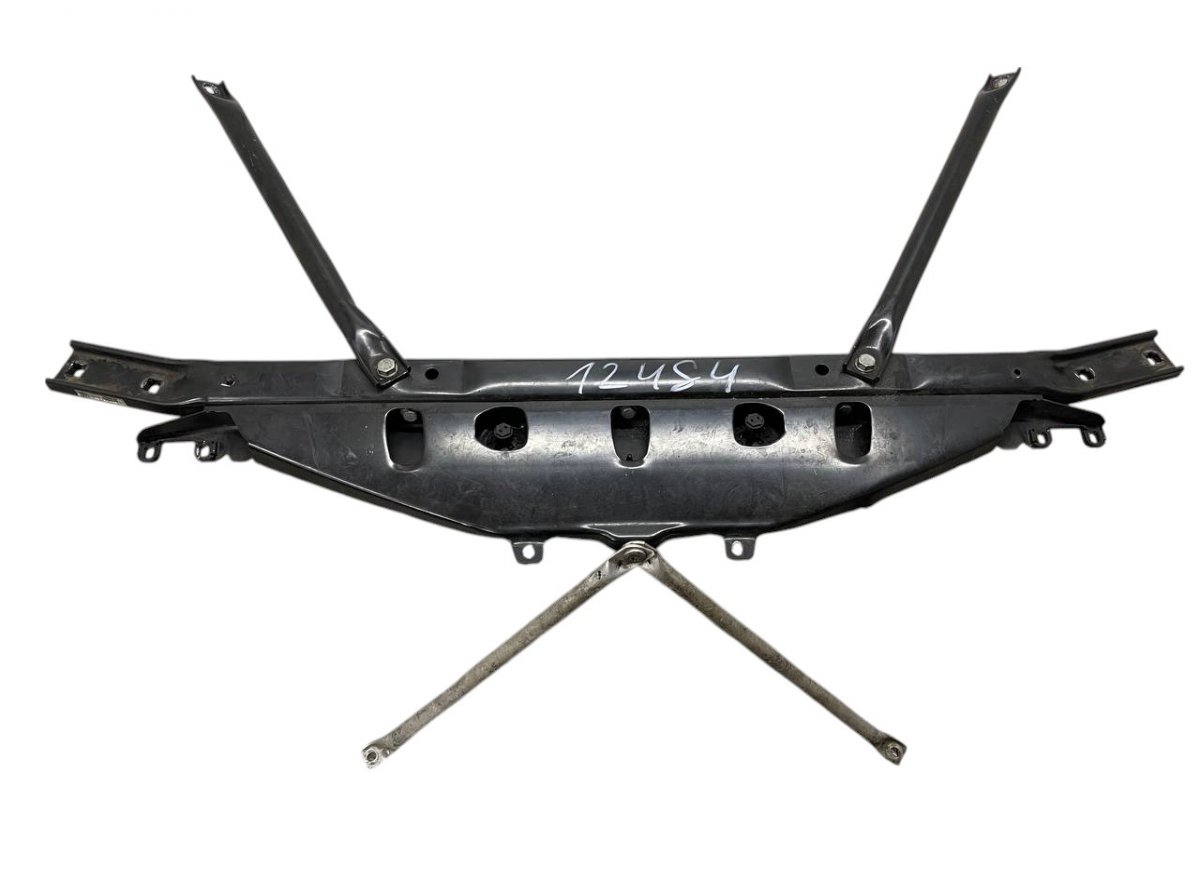 BMW 5 (E60 / E61) Front panel 7187095 7183851 7180319 7200687 7187096 Front p...