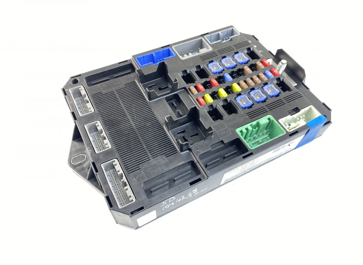 Jaguar XF Fuse box