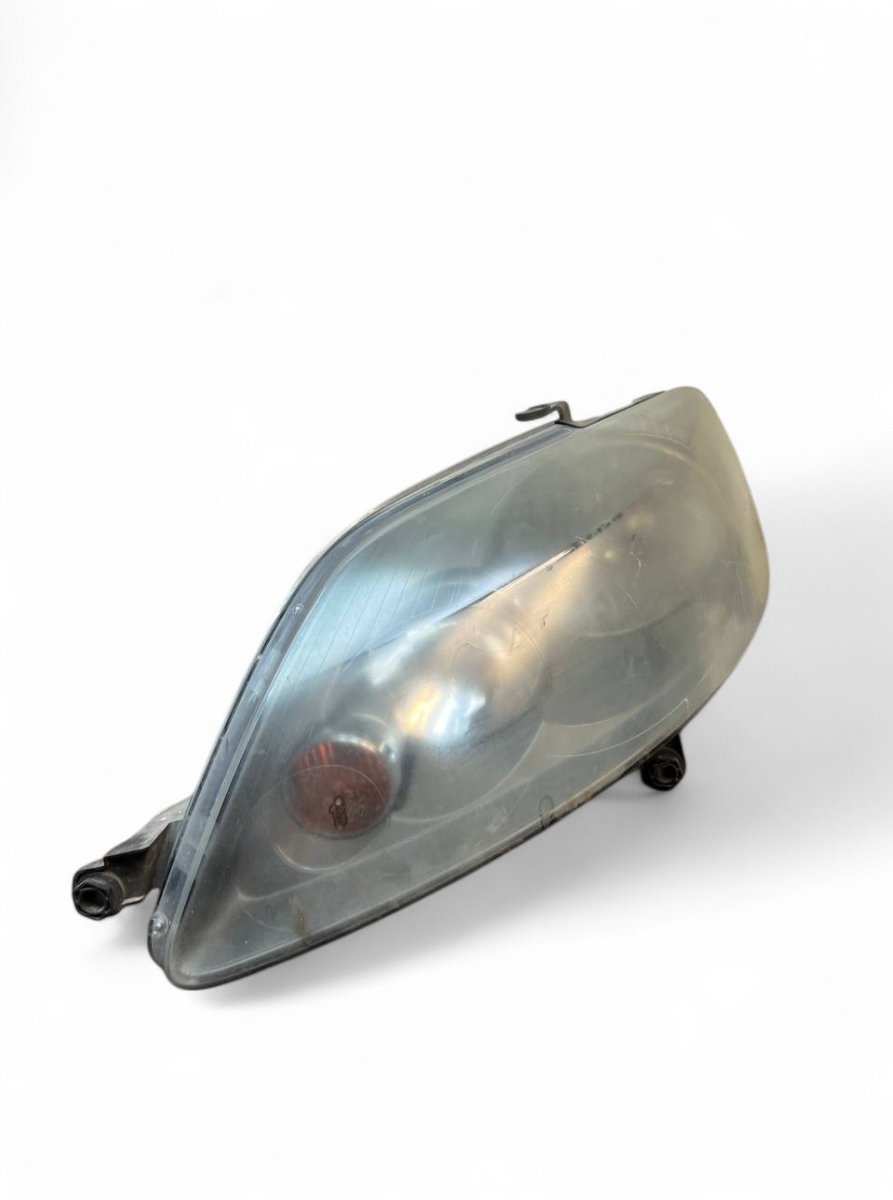 Volkswagen Golf Plus esituli (vasak) 5M1941005B Headlight left VW GOLF PLUS (5M1, 52...