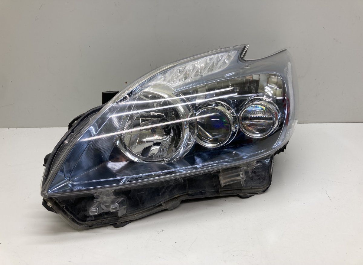 8118547261 8596747010 Headlight left TOYOTA PRIUS III (XW30) (2009-2015)
