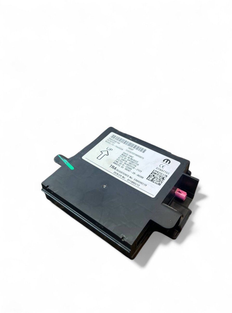 68525461AB P68525461AB 68583952AA 68434597AC 68434597AD 68434597AE 68525461AA 68525461AB KEYLESS GO control unit RAM RAM Pickup (DT) (2018-)