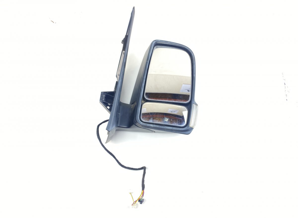 Mercedes-Benz Sprinter (W907 / W910)  зеркало (правое) A9108101400 Mirror right MERCEDES-BENZ SPRINTER...