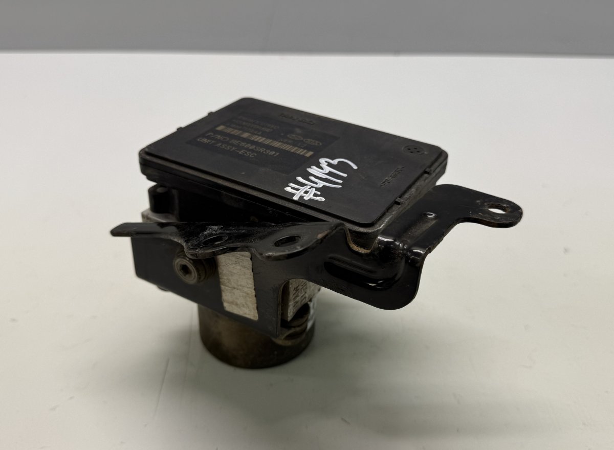 Kia Sportage ABS hydraulic unit / pump 58920F1110 A1000717AAA ABS hydraulic unit / pum...