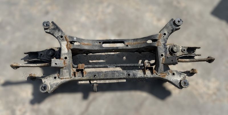 55405D7000 55250D7000 55220D3050 55210D3050 55100D3050 Belka osi tylnej KIA SPORTAGE IV (QL) (2015-2021)