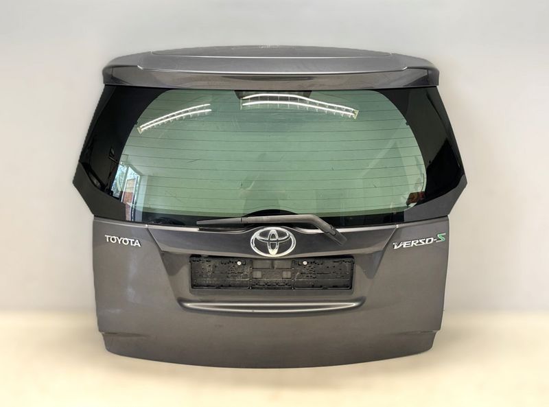 6700552A80 Baklucka / baklucka TOYOTA VERSO S / RACTIS II (XP120) (2010-2016)
