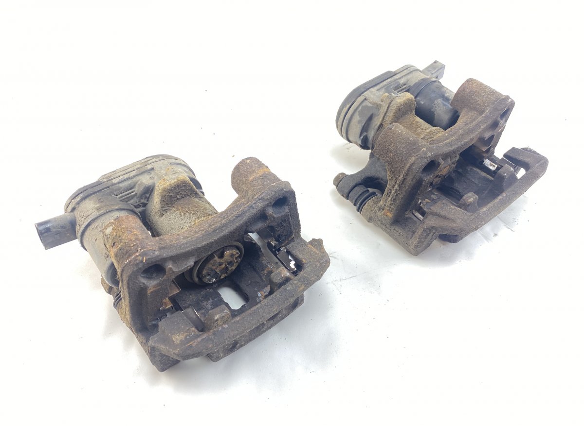 Kia Optima (JF) Brake caliper rear set 58210D4550 58230D4550 Brake caliper rear set KI...