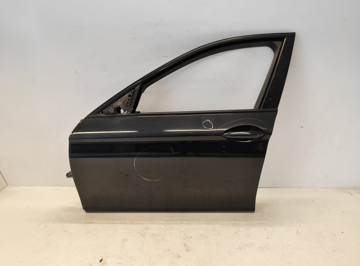 BMW 5 (F10 / F11) Door Front Left 41007206107 Door Front Left BMW 5 (F10, F11) (2...