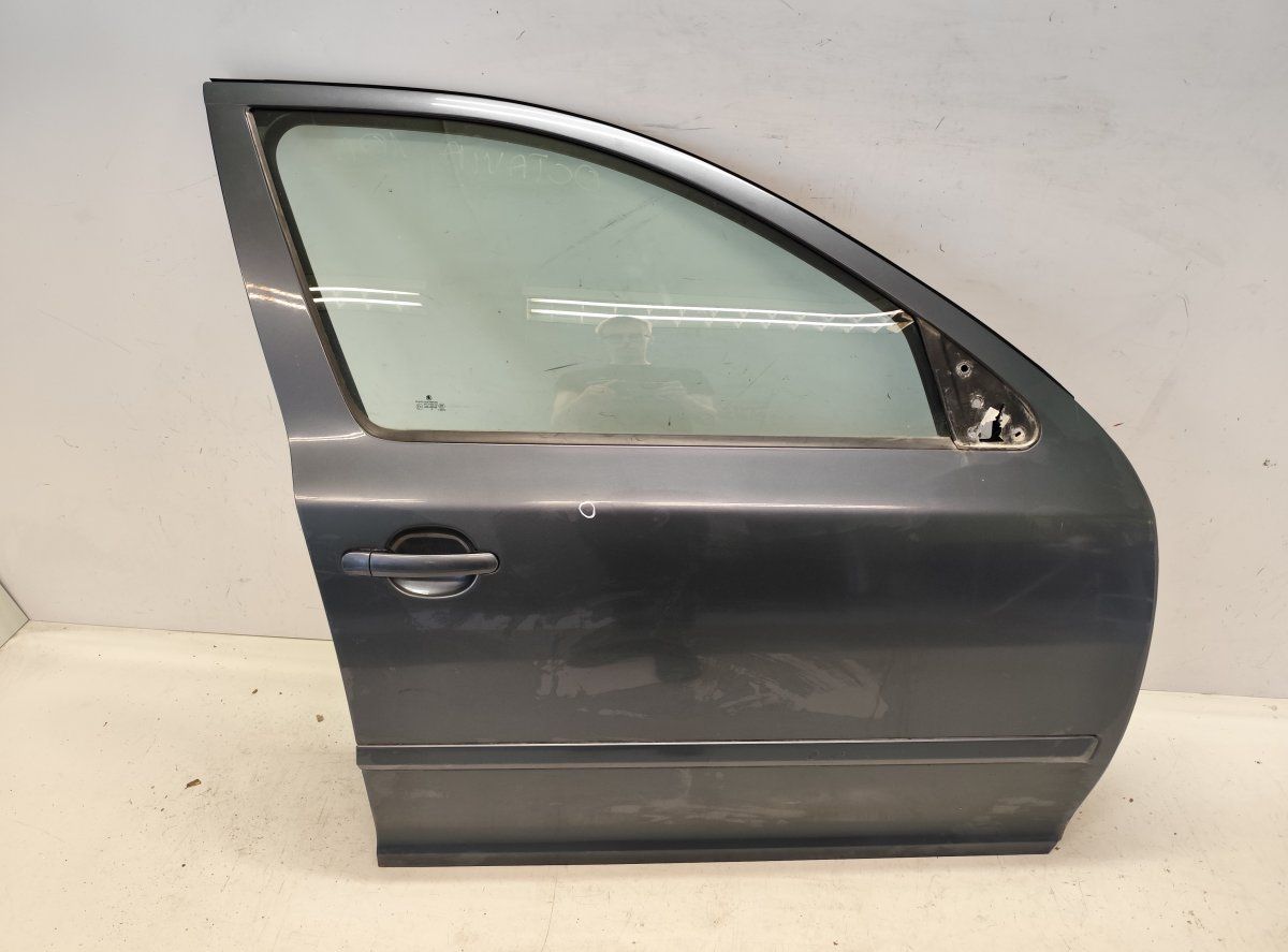 1Z0831056 Door Front Right SKODA OCTAVIA II (1Z) (2004-2013)