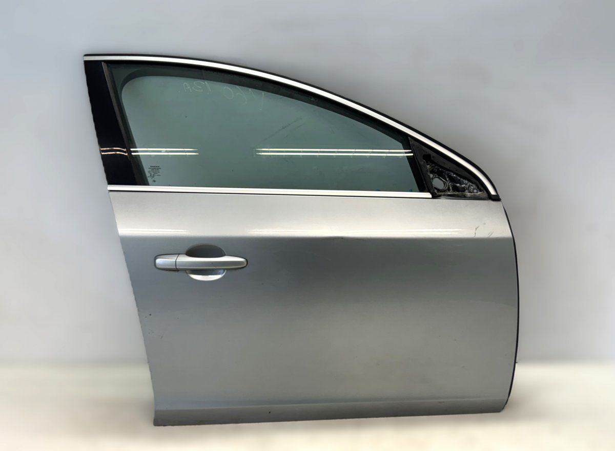 31352778 Door Front Right VOLVO S60 II / V60 I (2010-2018)