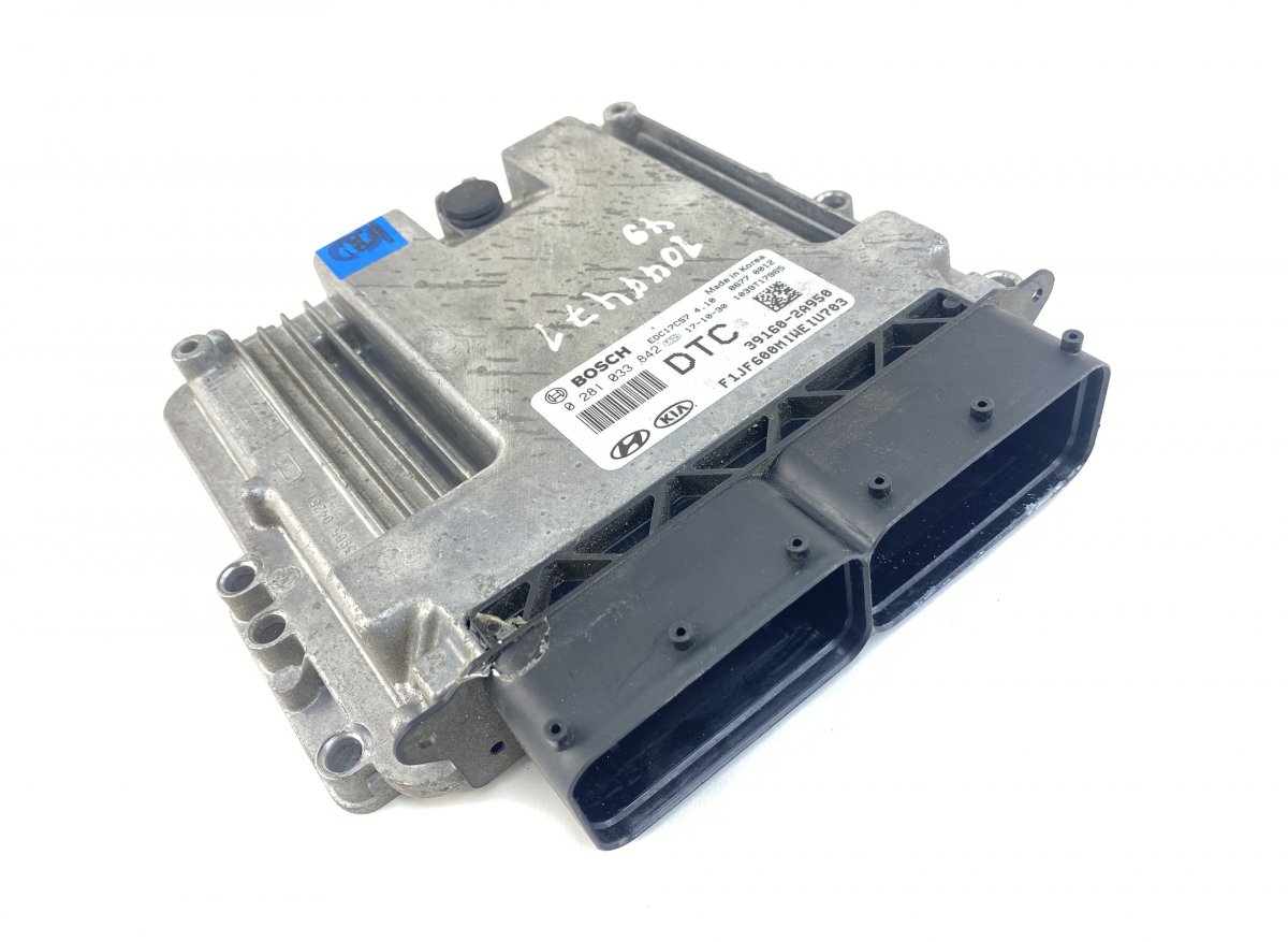 Kia Optima (JF) Engine Control Unit / module (ECU) 0281033842 Engine Control Unit / module (ECU) K...