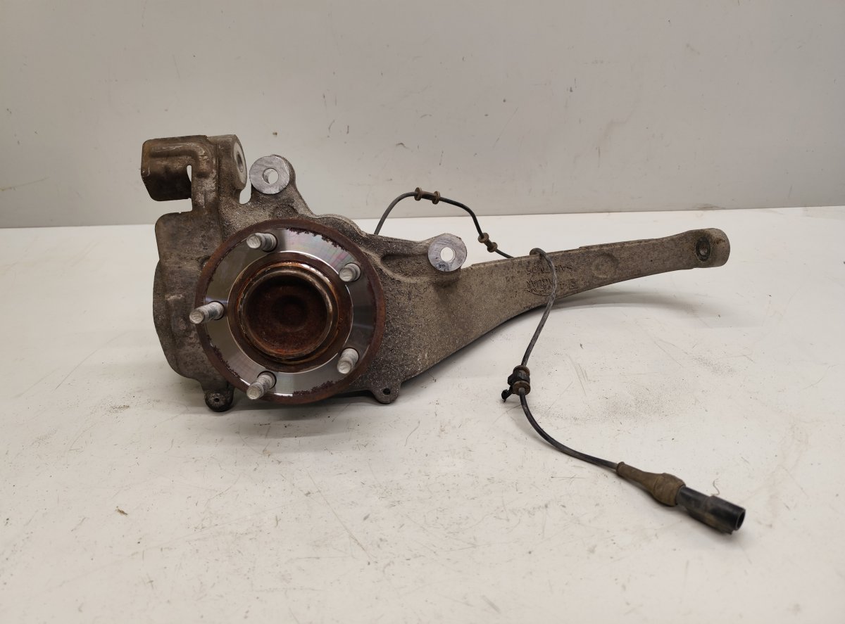 Jaguar XJ Wheel bearing housing front right