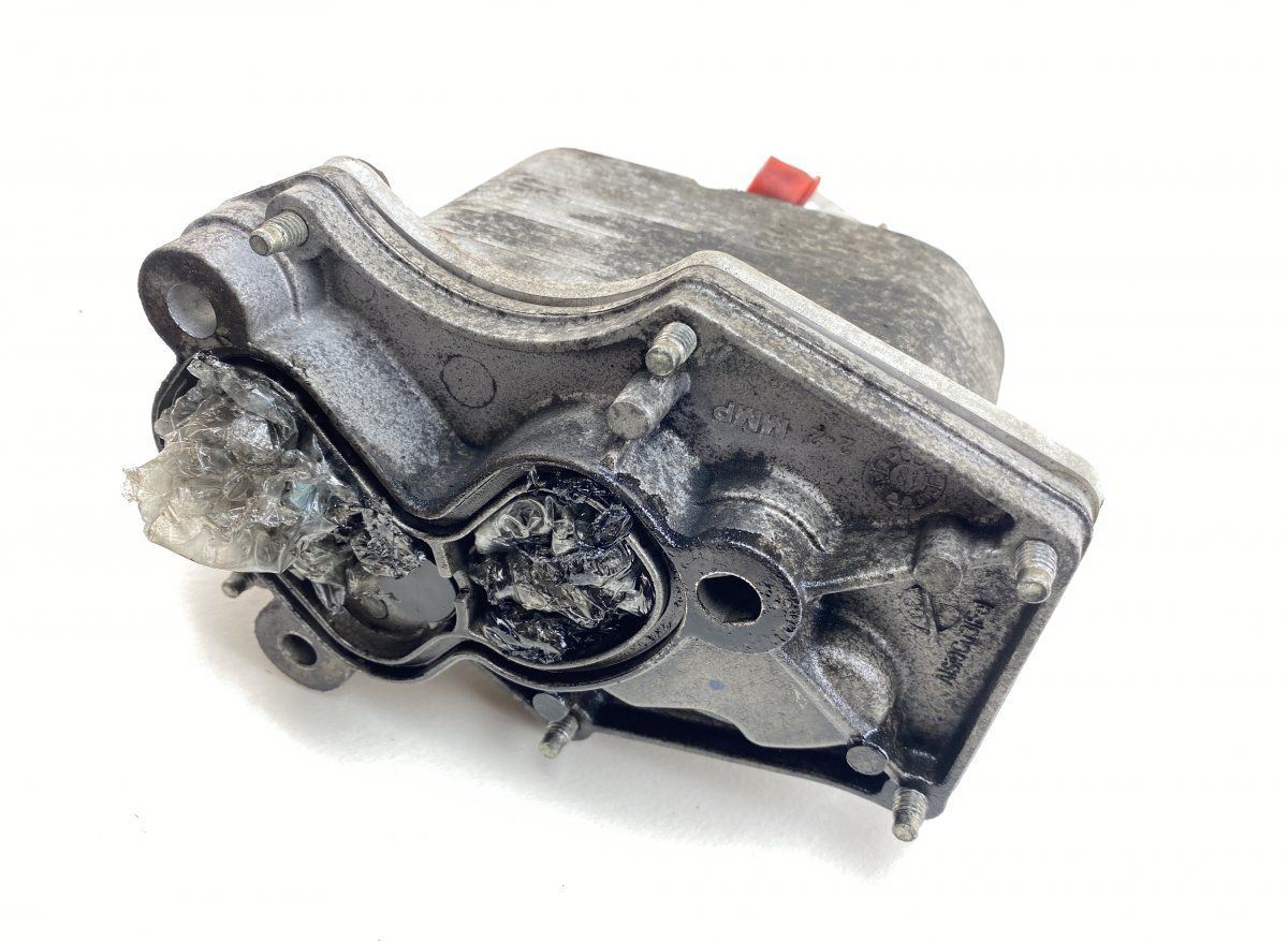 2130500QAF Engine Oil Cooler NISSAN NAVARA III / NP300 (D23) (2014-)